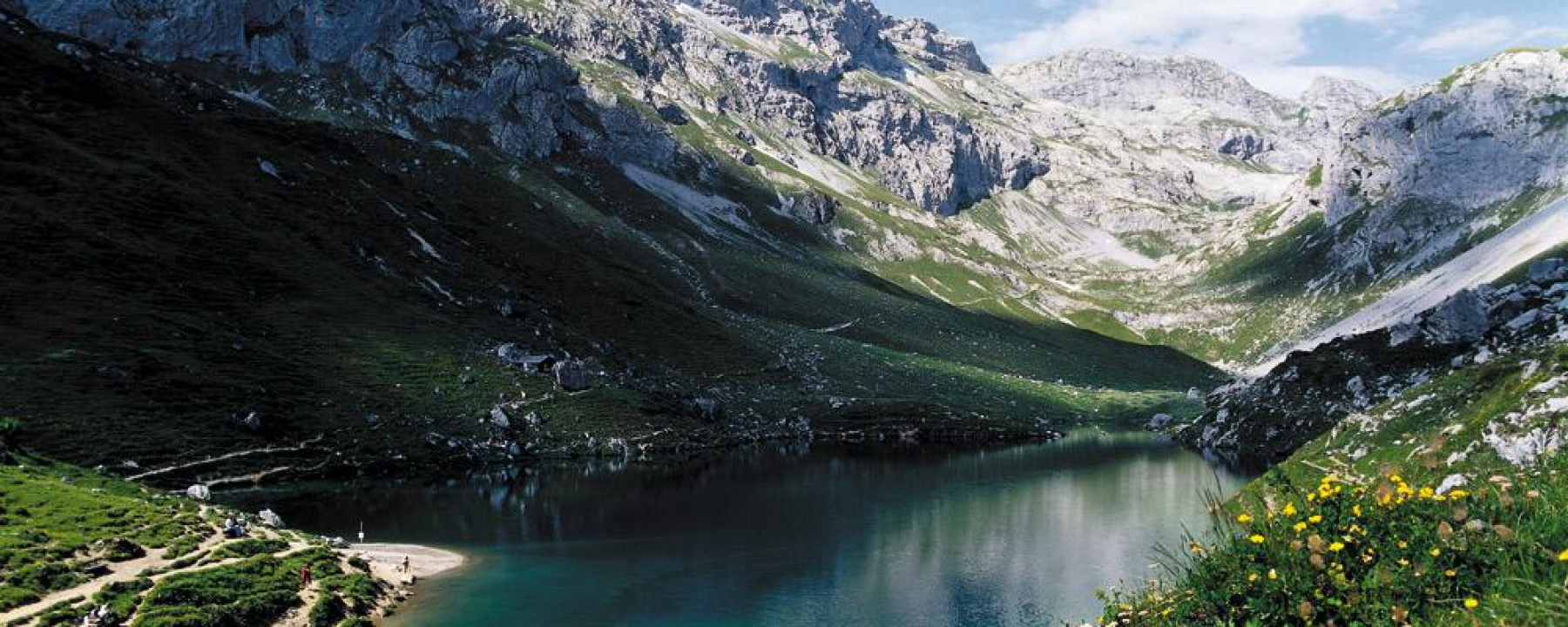 Blick auf den Partnunsee