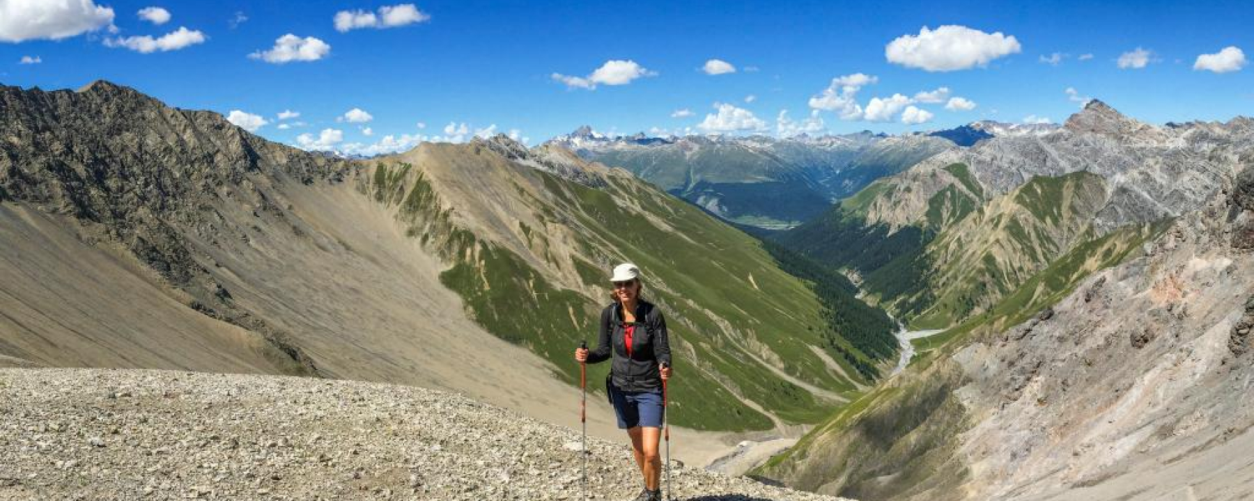 Ziel erreicht: Val Trupchun und Piz d’Esan von der Fuorcla Trupchun aus gesehen.