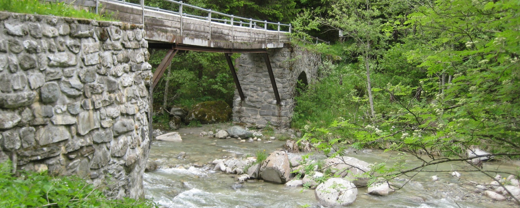 Brücke in Cuflons