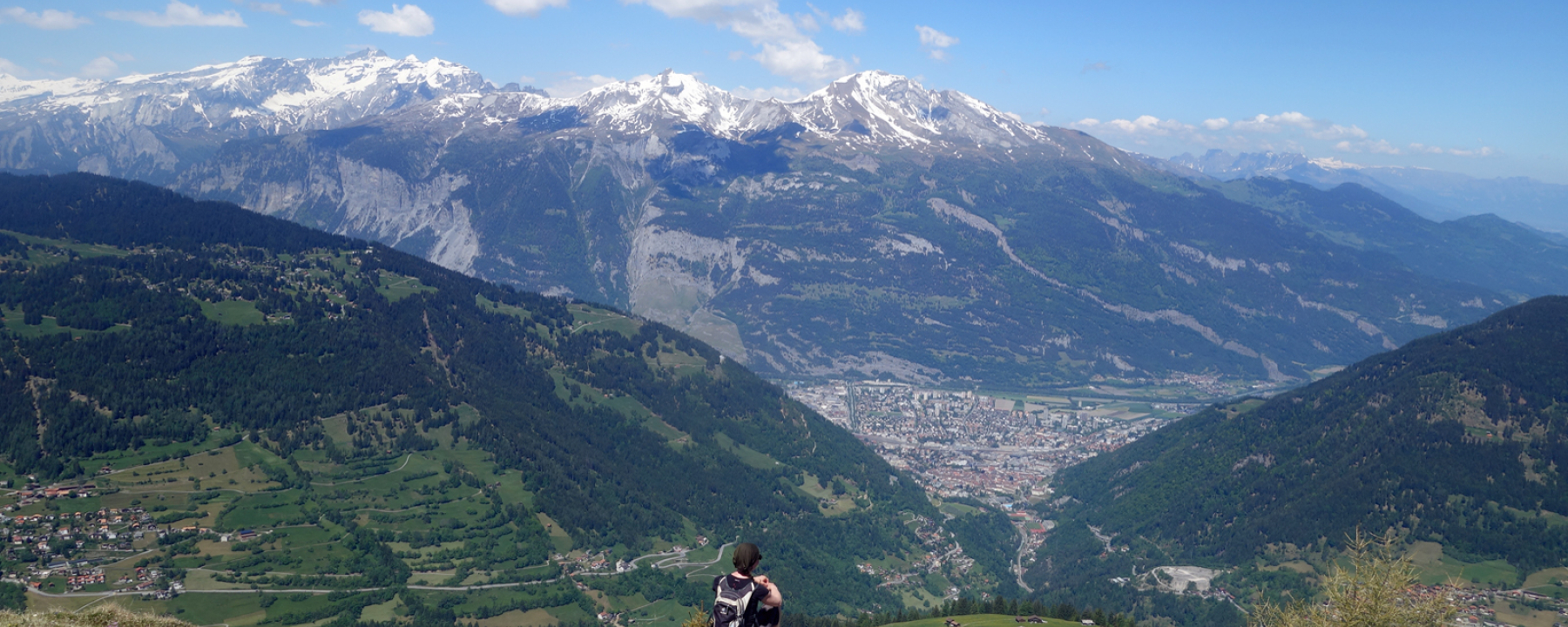 Aussicht vom Churer Joch auf Chur und Calanda