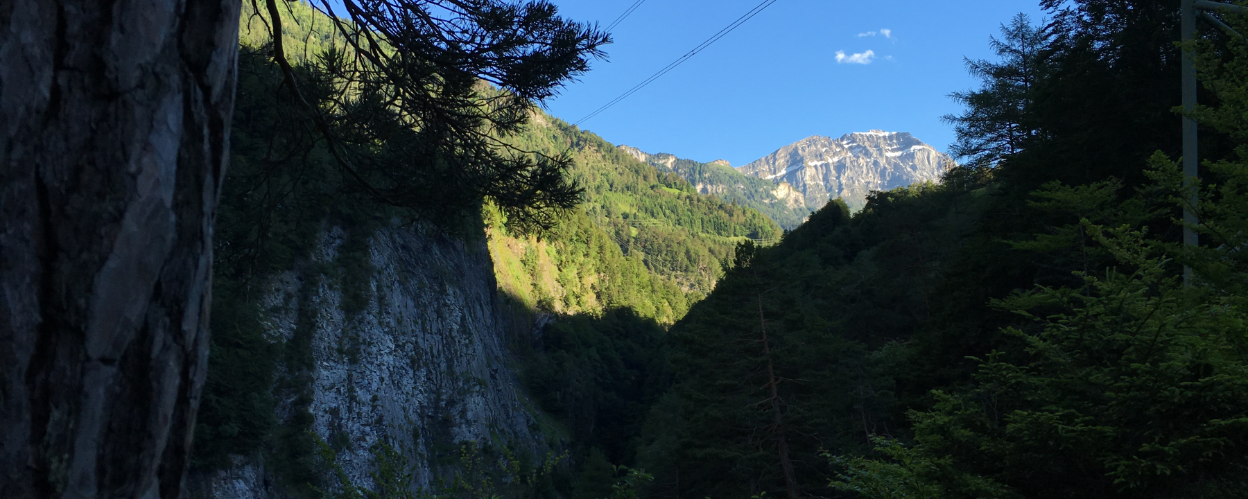 Calandaschau über der Taminaschlucht