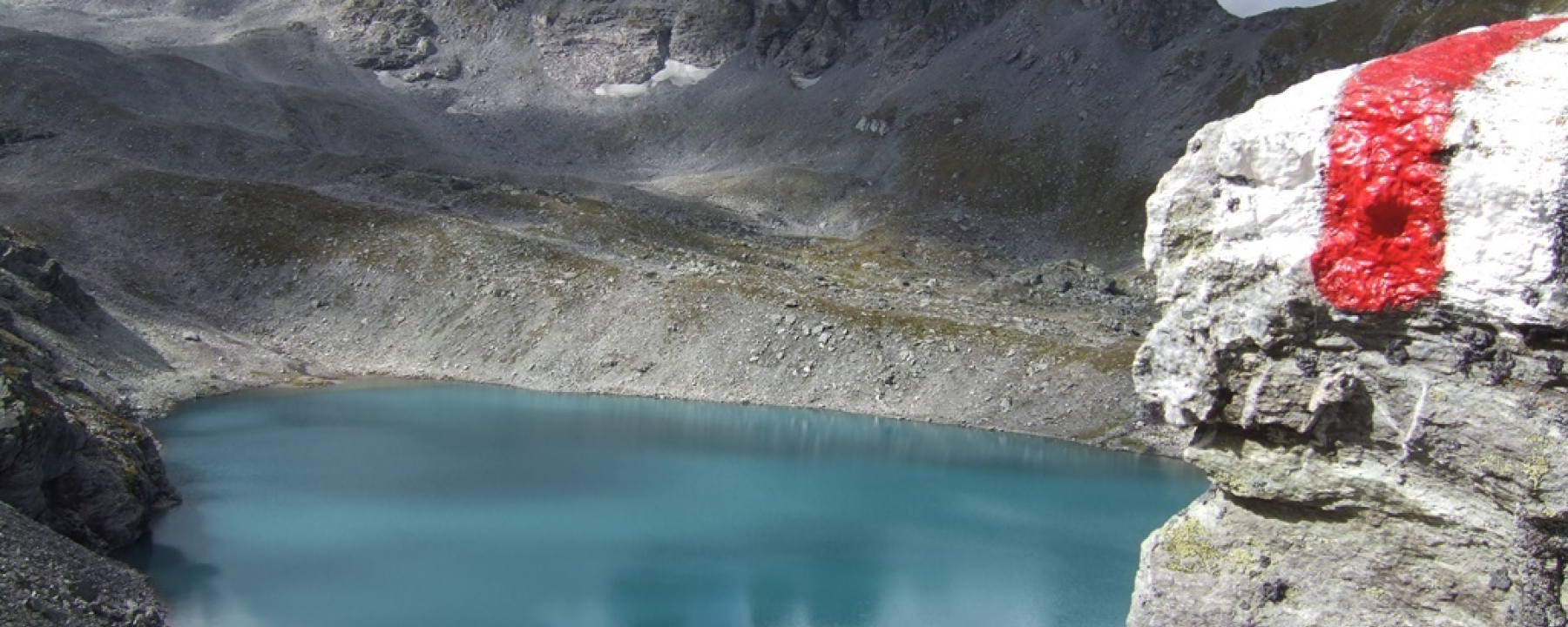 Blick auf den milchig-blauen Wildsee