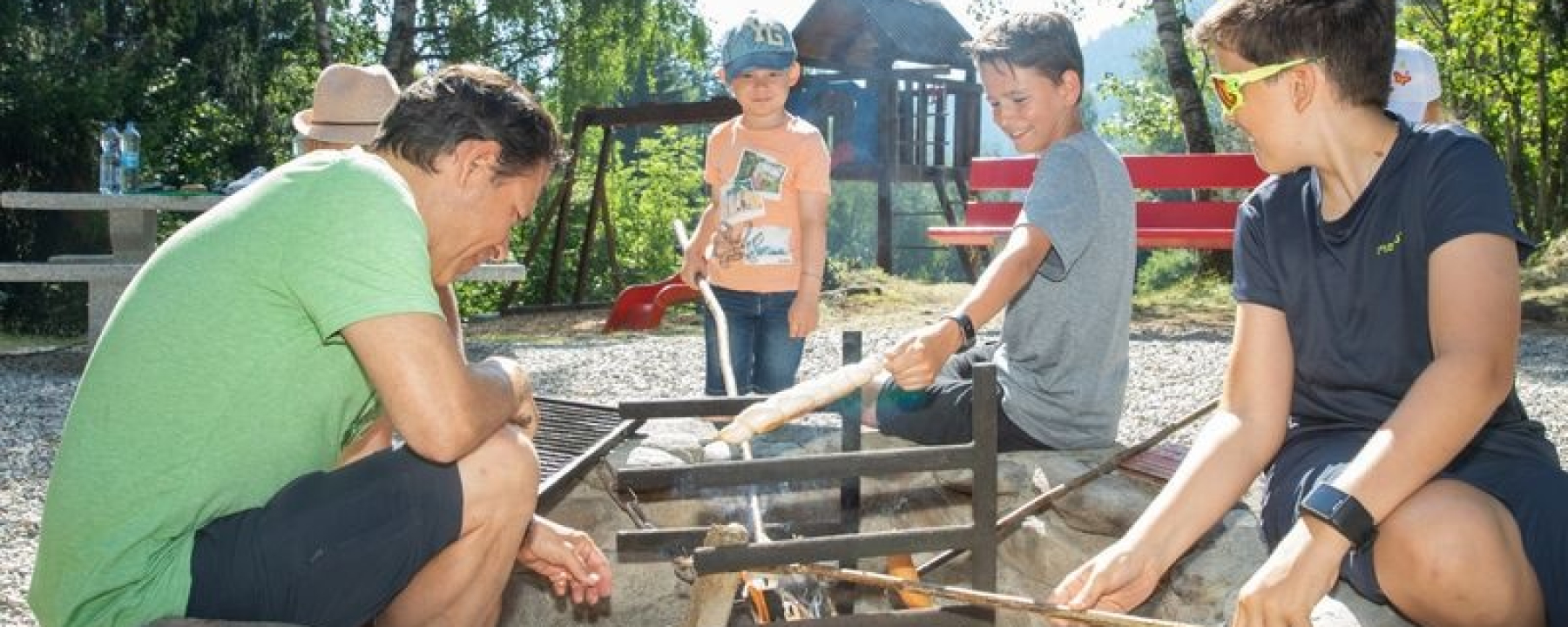 Feuerstelle Chischlun, Flond