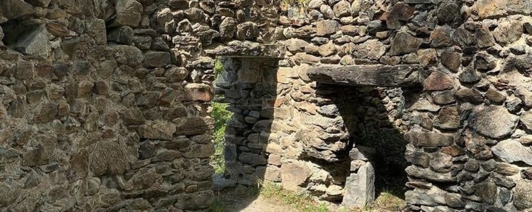 Burgruine Schwarzenstein, Obersaxen