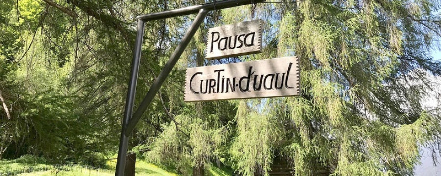 Eingang zur Feuerstelle Curtin d'Uaul