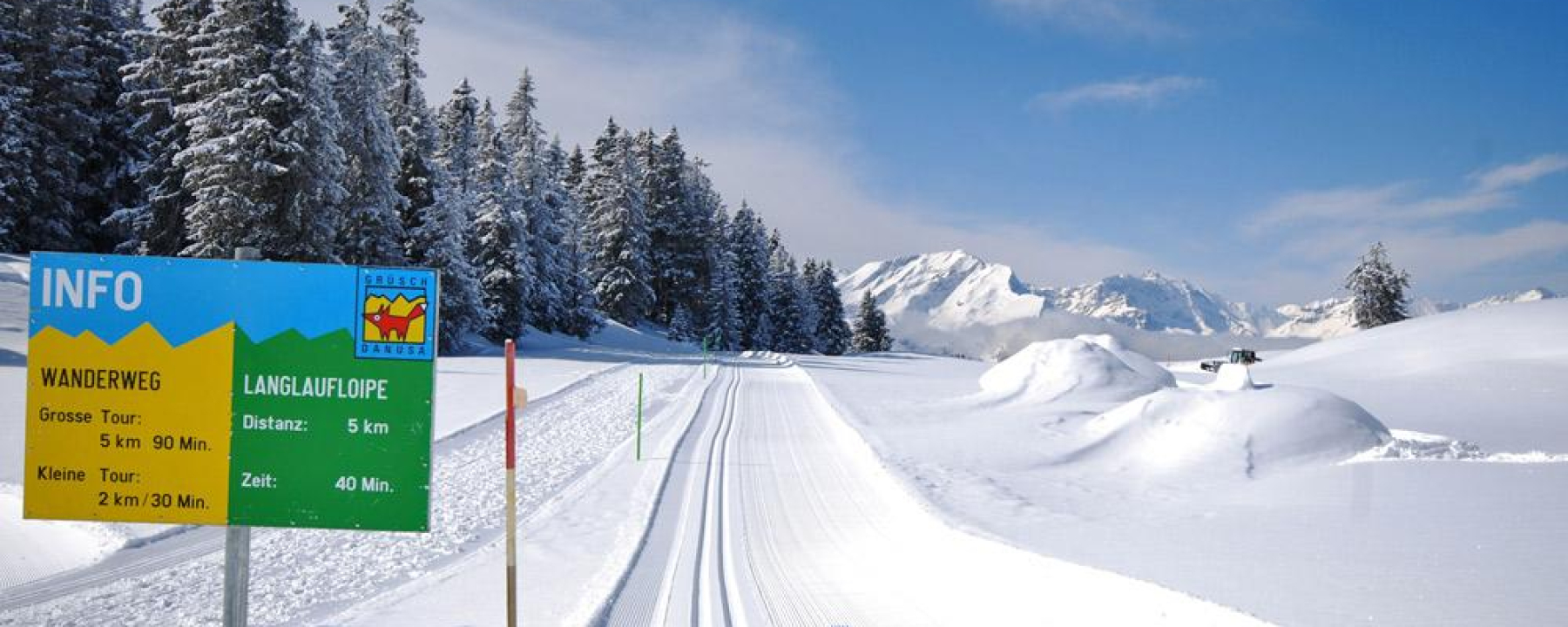 Panorama Winterwanderweg auf dem Hochplateau Grüsch-Danusa