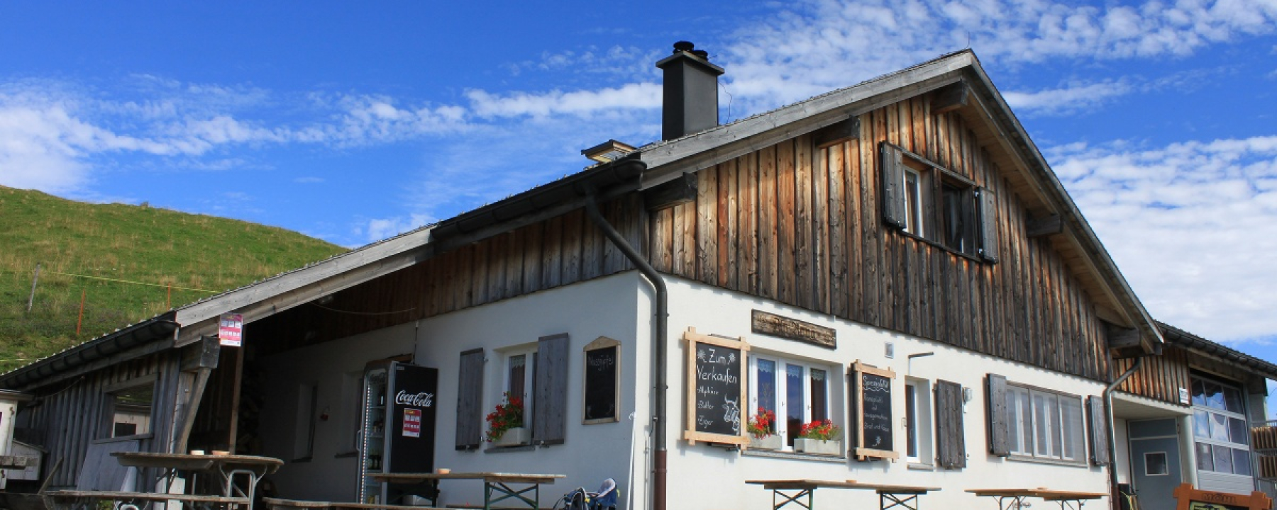 Alphütte der Alp Rona