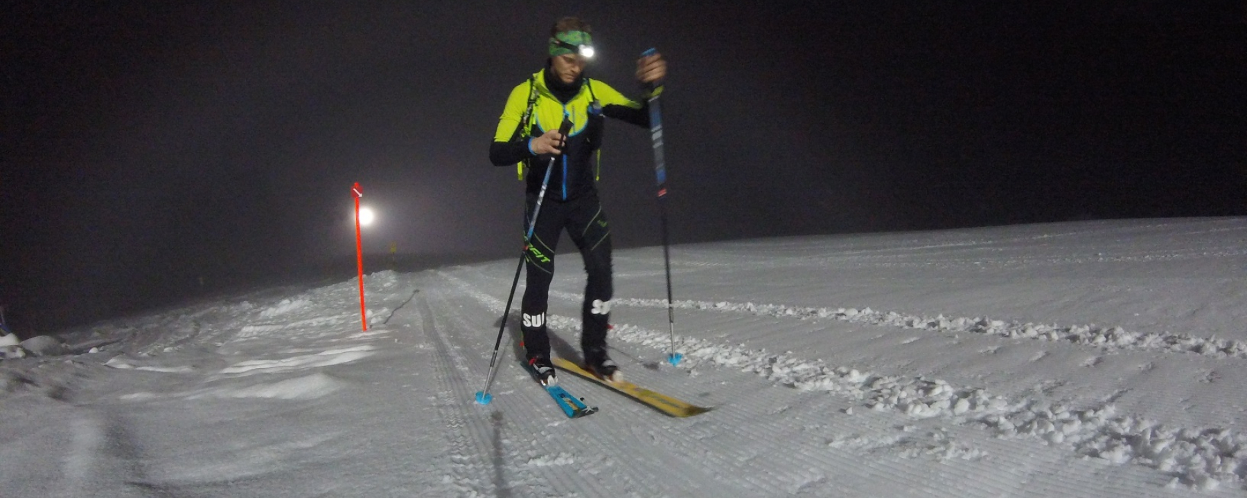 Aufstieg auf der Nacht-Skitouren Piste Furt-Mugghütte