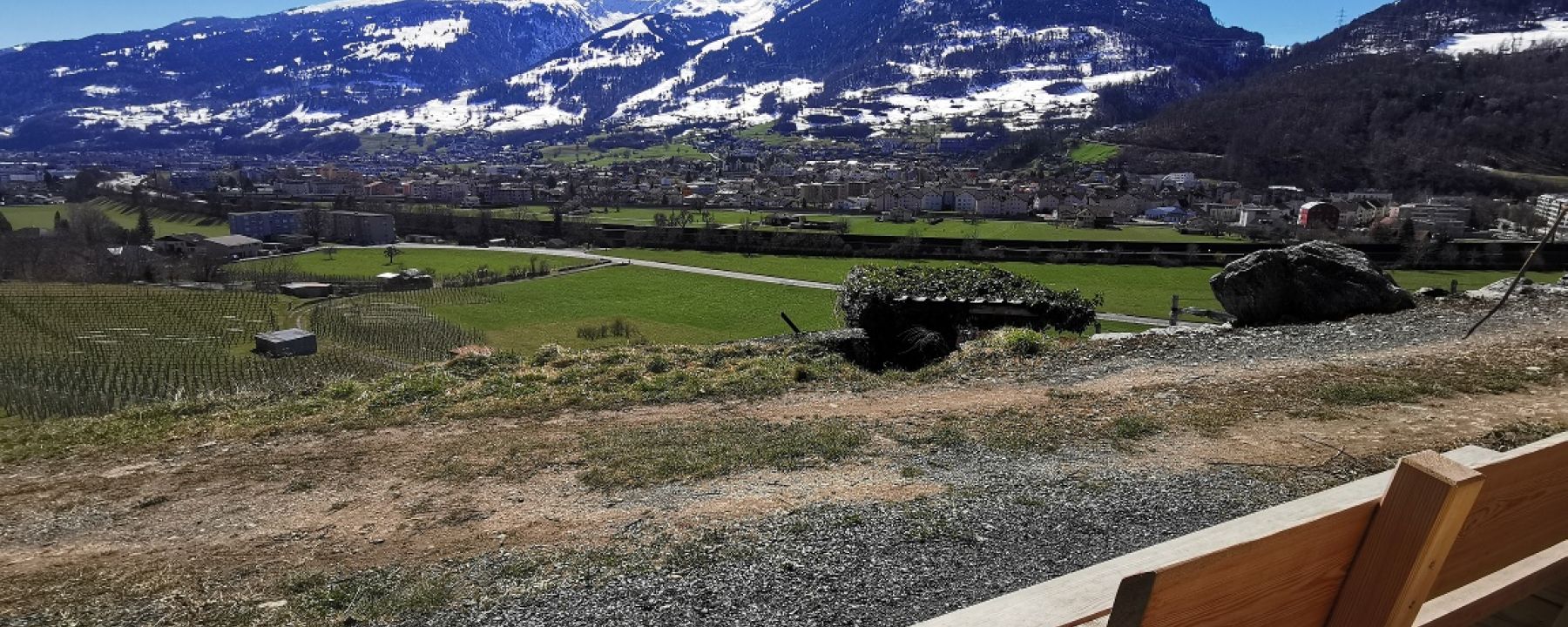 Sonnenbänkli in Heiligkreuz