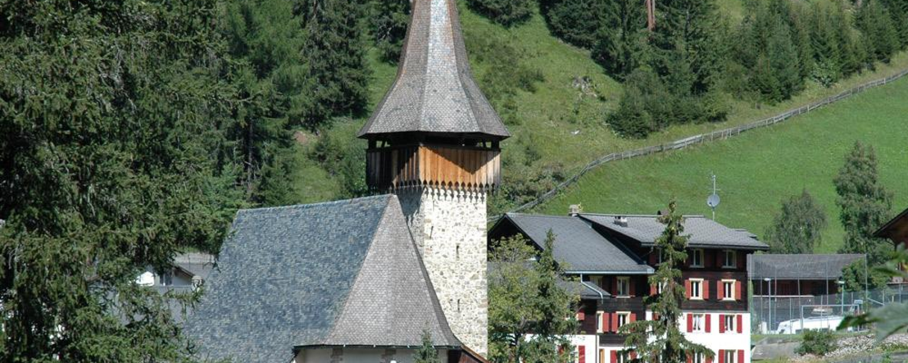 Die Kirche von Langwies