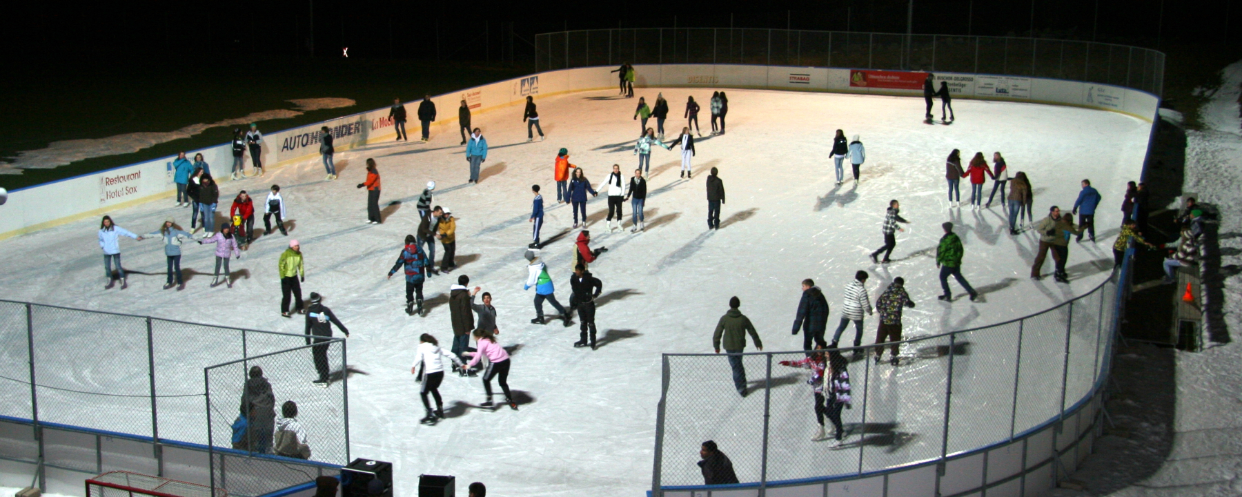 Eislaufen am Abend