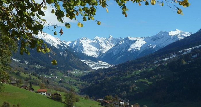 Blick auf Luzein und hinteres Prättigau