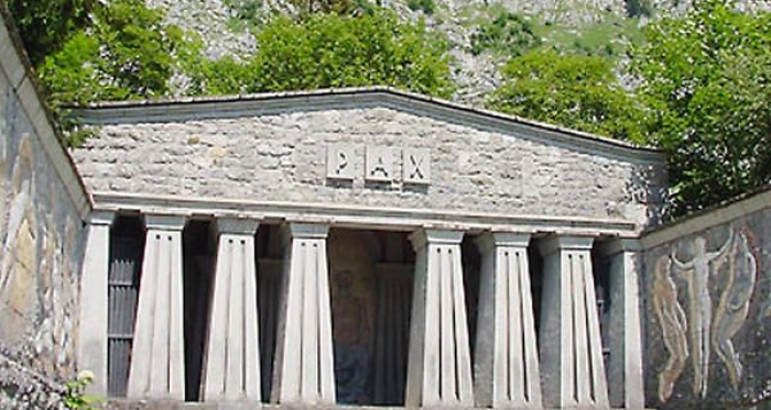 Paxmal, Friedensdenkmal des Künstlers K. Bickel