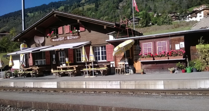 Bahnhöfli Saas