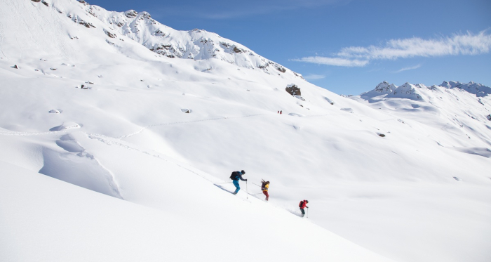 Fantastische Abfahrt vom Bügellift Madrisa in Richtung Aufstieg zum Schlappiner Joch