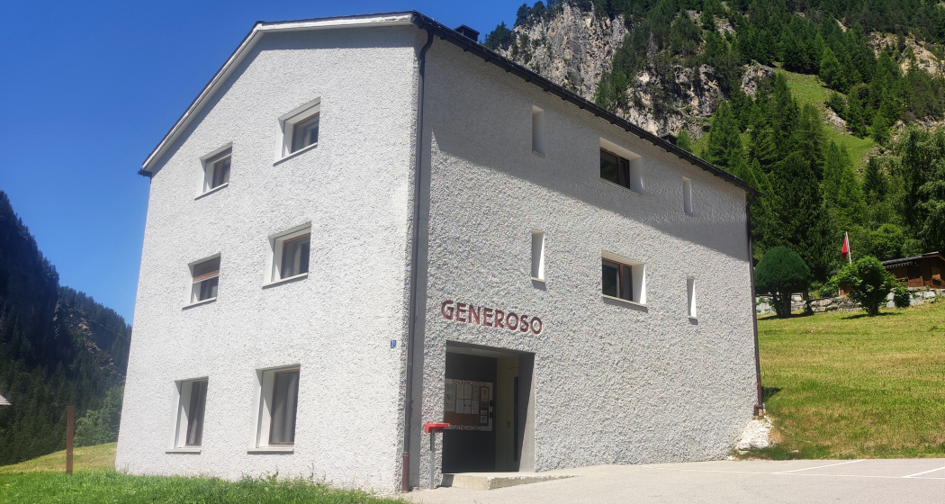 Backpackers Generoso (nsp_img_52df1dd)