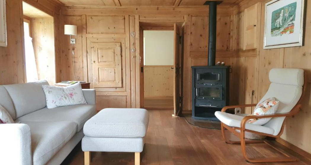 Ferienwohnung Melchior - Appartment mit Terasse, Andeer (nsp_img_cb65429) Ferienwohnung Melchior - Appartment mit Terasse, Andeer (nsp_img_cb65429)