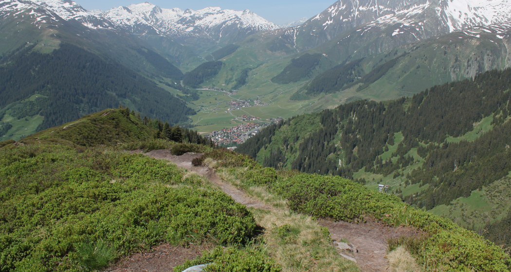 Aussicht ins Val Tujetsch Aussicht ins Val Tujetsch