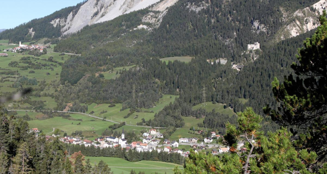 Blick auf Surava und Brienz/Brinzauls
