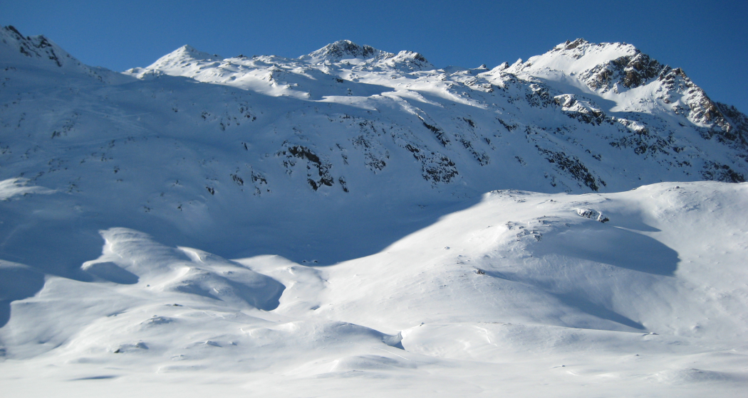 Piz Badus mit Abfahrt Ost Piz Badus mit Abfahrt Ost