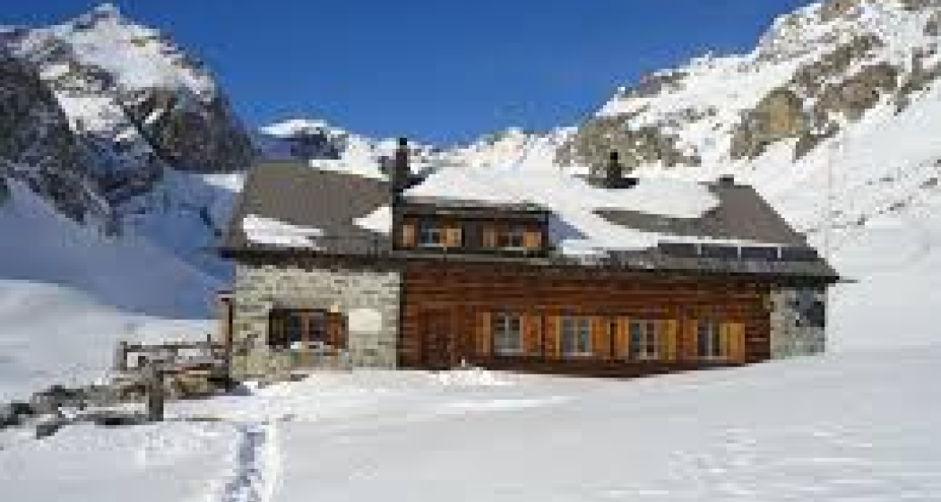 Jürg - Jenatsch - Hütte 2652 m ü.M. (oua_12049524_image) Jürg - Jenatsch - Hütte 2652 m ü.M. (oua_12049524_image)