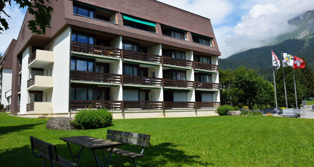 Aussenansicht_Sommer