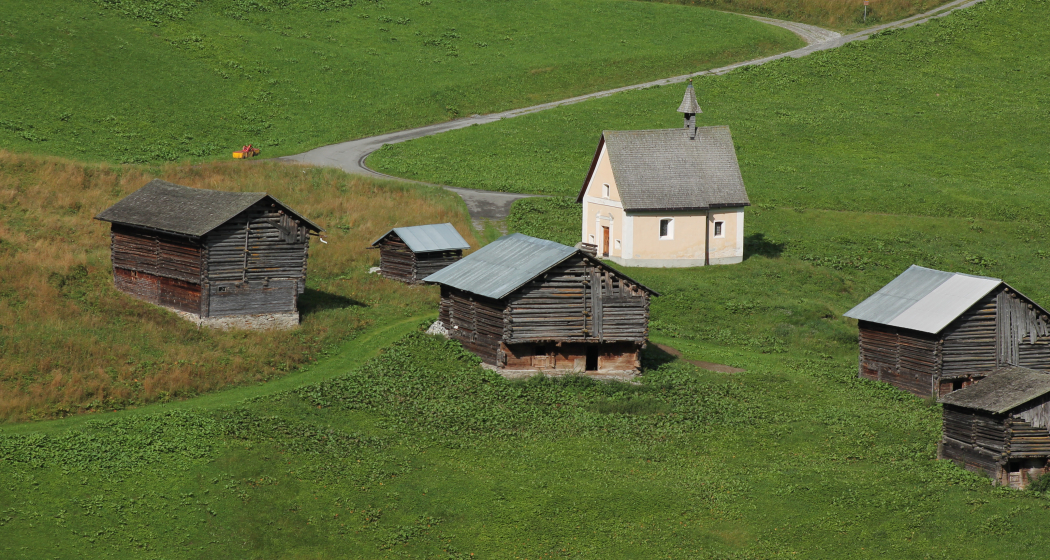Pali mit Kapelle Pali mit Kapelle
