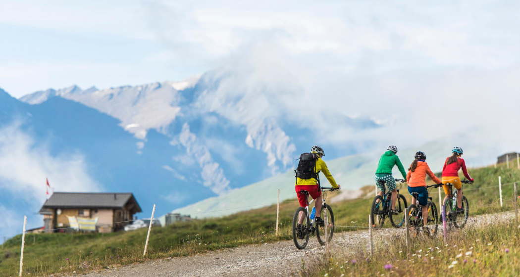 Etappe 2: Südflucht Graubünden Etappe 2: Südflucht Graubünden