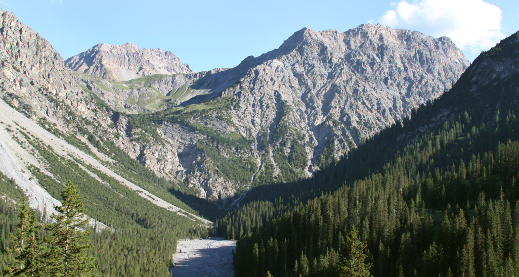 Die eindrückliche Landschaft zwischen Schiesshorn und Schafrugg Die eindrückliche Landschaft zwischen Schiesshorn und Schafrugg