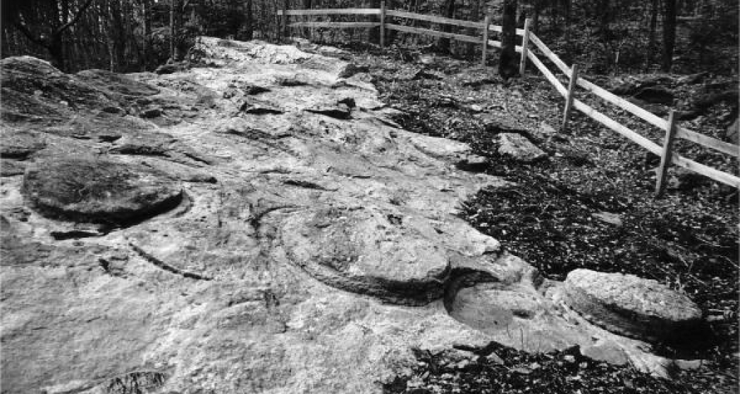 Mühlsteinabbau am Melser Geoweg Mühlsteinabbau am Melser Geoweg