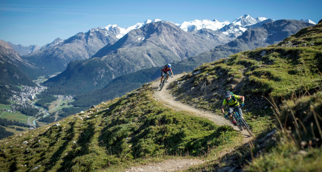 Trail zwischen Marguns und Alp Muntatsch Trail zwischen Marguns und Alp Muntatsch