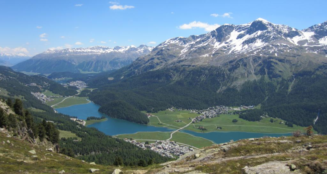Ausicht auf dem Weg zum Lej da la Tscheppa Ausicht auf dem Weg zum Lej da la Tscheppa