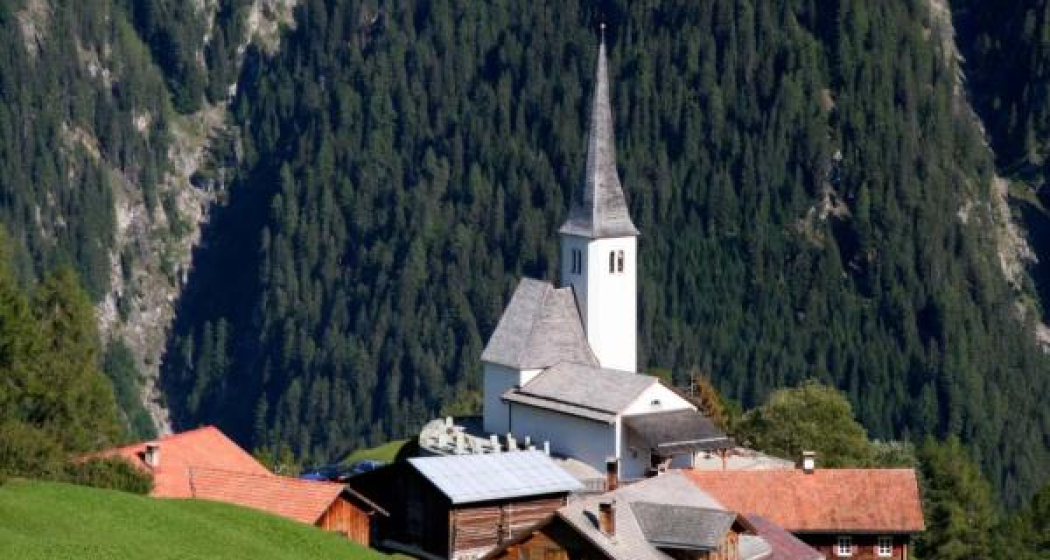 Tenner Kirche © B. Steinmann Tenner Kirche © B. Steinmann