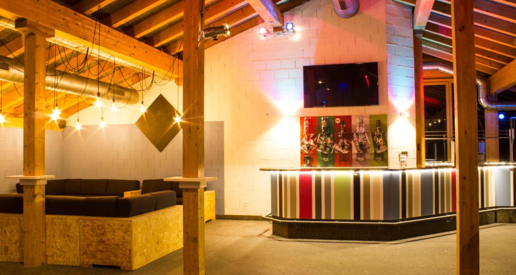 Lounche und Bar Lounche und Bar