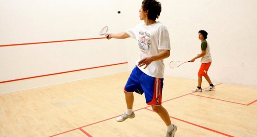 Squashhalle, Meierhof Obersaxen