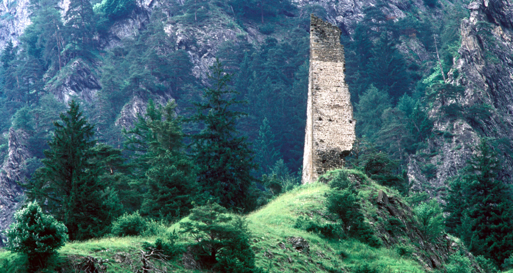 Ruine Hochjuvalt Ruine Hochjuvalt