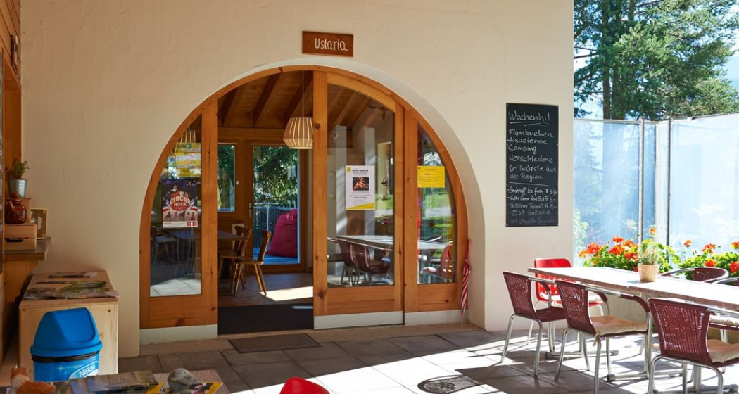 Gurlaina Café / Shop – TCS Camping Scuol (oua_24216886_image) Gurlaina Café / Shop – TCS Camping Scuol (oua_24216886_image)