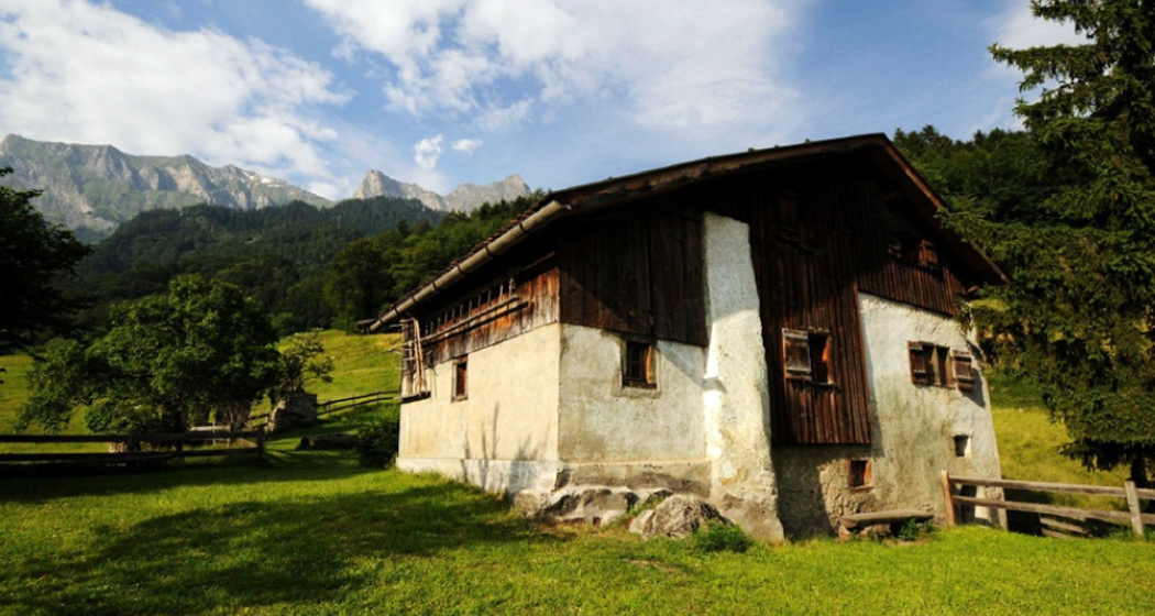 Das Heidihaus ob Maienfeld Das Heidihaus ob Maienfeld