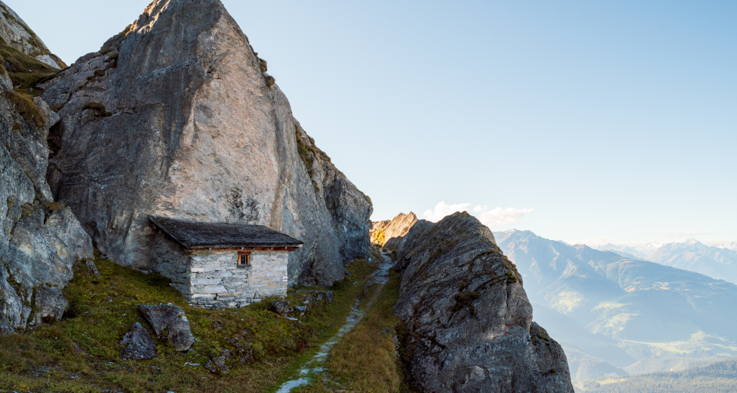 Alp Mora (oua_33412692_image)