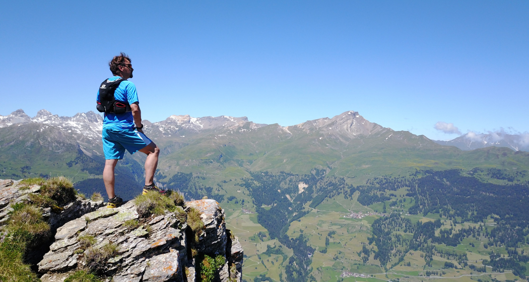 Aussicht auf den Piz Beverin und das Schams Aussicht auf den Piz Beverin und das Schams
