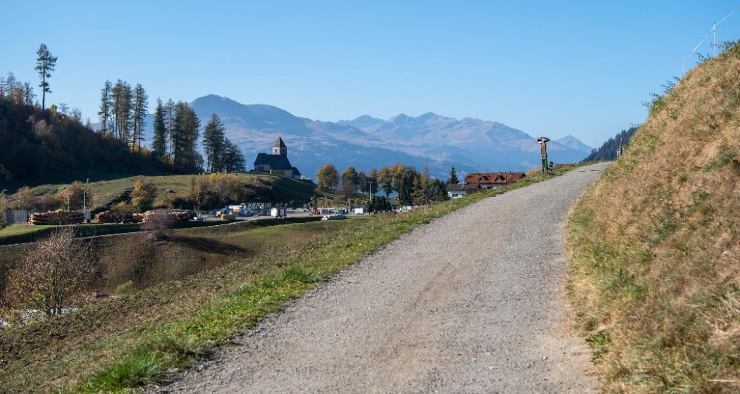 Falera - Laax - Falera Falera - Laax - Falera