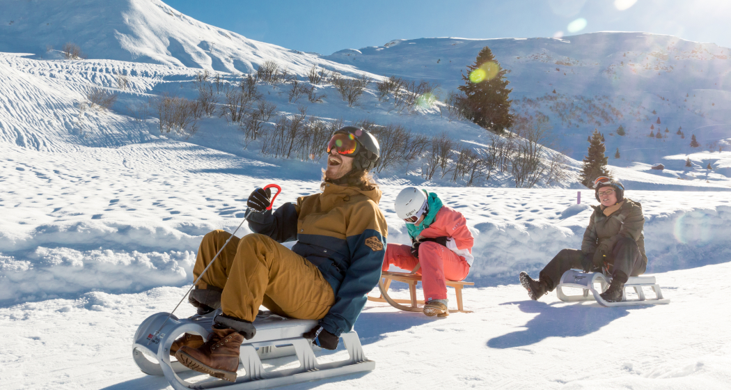 Schlittelweg Cuolm Sura - Surcuolm - Flond - Ilanz Schlittelweg Cuolm Sura - Surcuolm - Flond - Ilanz