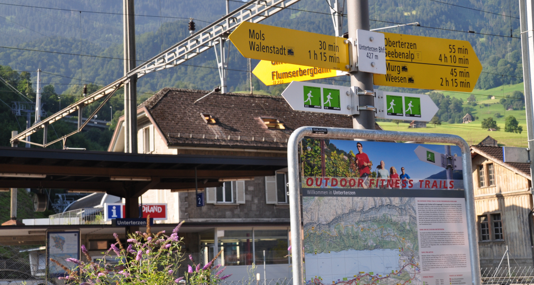 Ausgangspunkt beim Bahnhof Unterterzen Ausgangspunkt beim Bahnhof Unterterzen