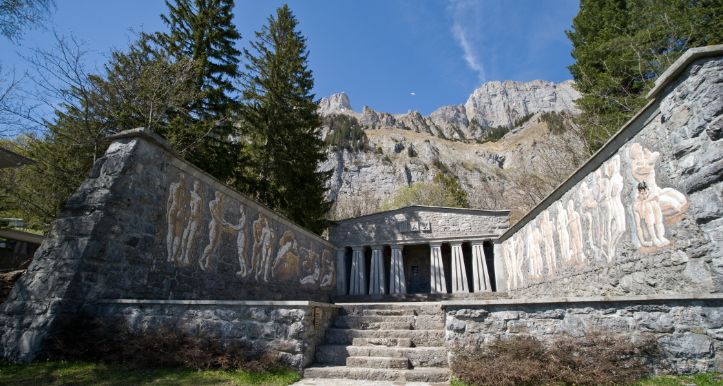 Die monumentalen Churfirsten sind hier ganz nah Die monumentalen Churfirsten sind hier ganz nah