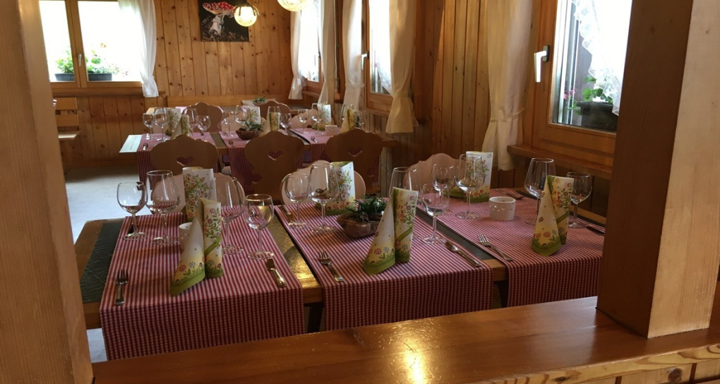 Restaurant Güggelstein innen Restaurant Güggelstein innen