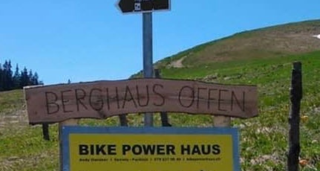 E-Bike Ladestation Berghaus Schwänzelegg (oua_40829825_image) E-Bike Ladestation Berghaus Schwänzelegg (oua_40829825_image)