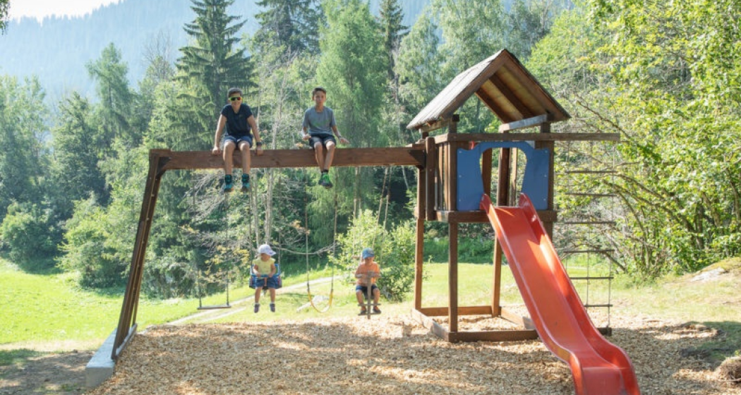 Spielplatz Chischlun, Flond Spielplatz Chischlun, Flond