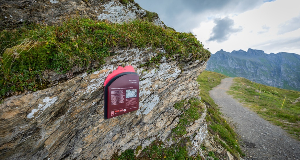 Unterwegs im UNESCO-Weltererbe Tektonikarena Sardona Unterwegs im UNESCO-Weltererbe Tektonikarena Sardona