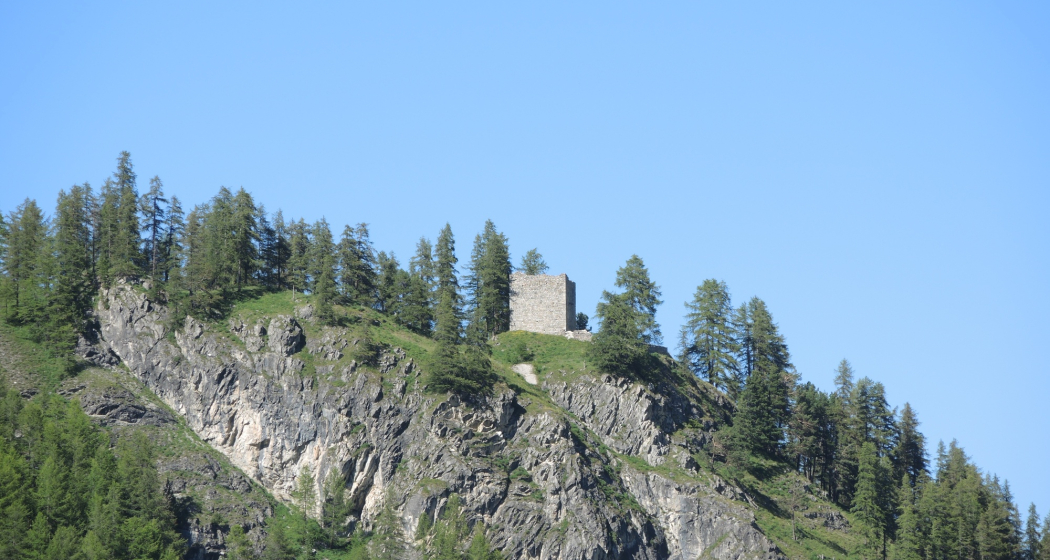 Burgruine Guardaval Burgruine Guardaval