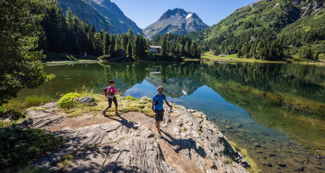 Rundwanderweg Maloja - Lägh da Bitabergh - Lägh da Cavloc (oua_50855072_image) Rundwanderweg Maloja - Lägh da Bitabergh - Lägh da Cavloc (oua_50855072_image)